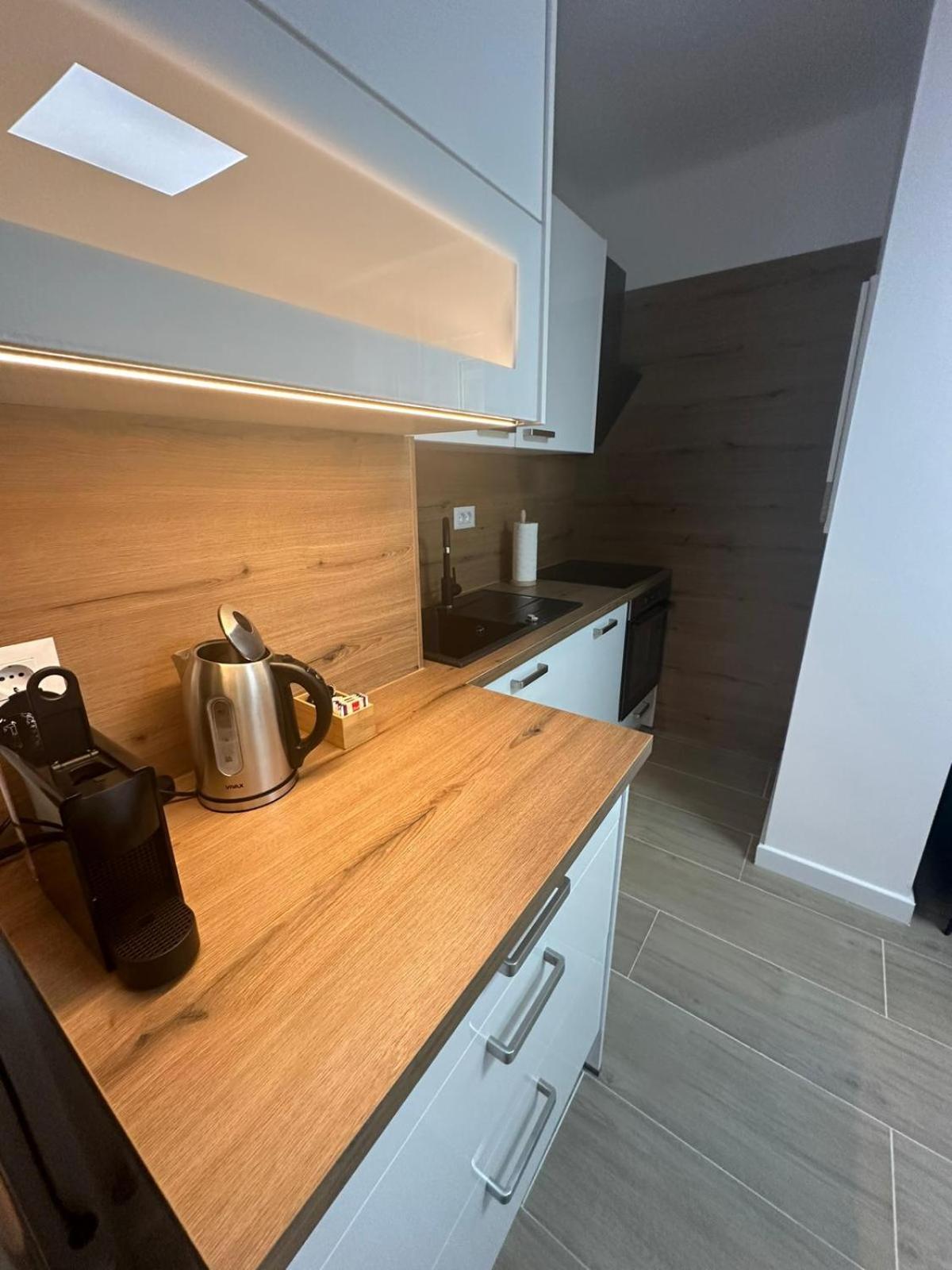 Two Bedroom Center Zvonimir *