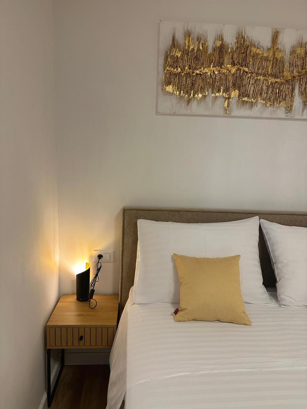 Two Bedroom Center Zvonimir *