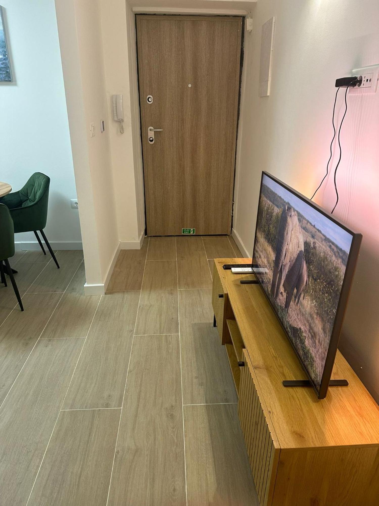 Two Bedroom Center Zvonimir *
